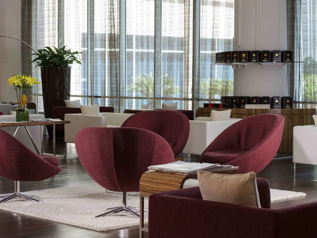 Pullman Dubai Jumeirah Lakes Towers - Hotel & Residence - photo 36