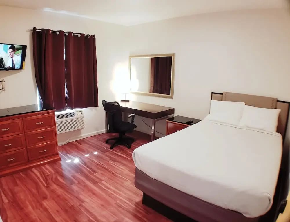 Anchor Pointe Inn - photo 3