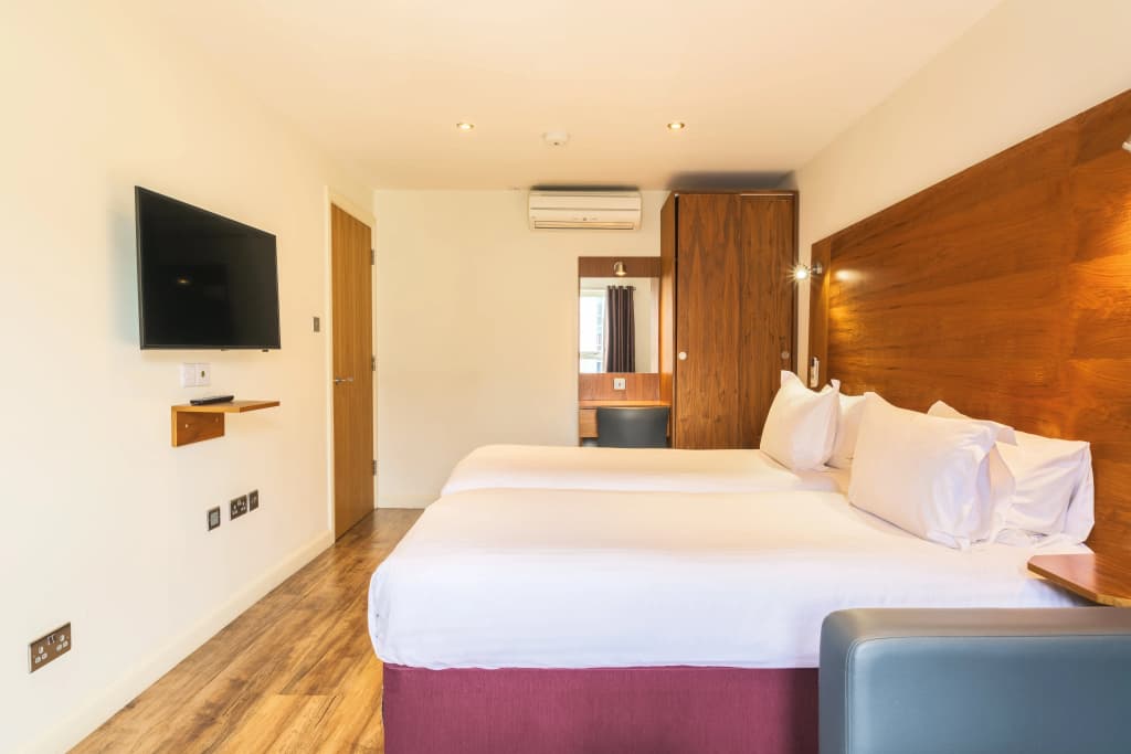 Holyrood Aparthotel - photo 50