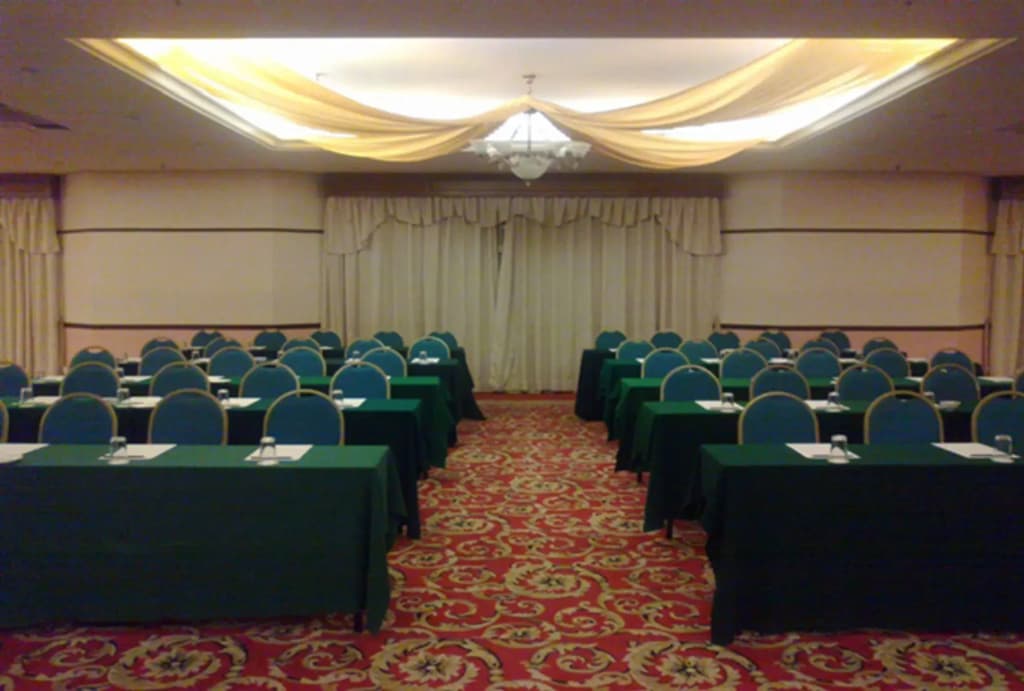 Hotel Sri Petaling - photo 14
