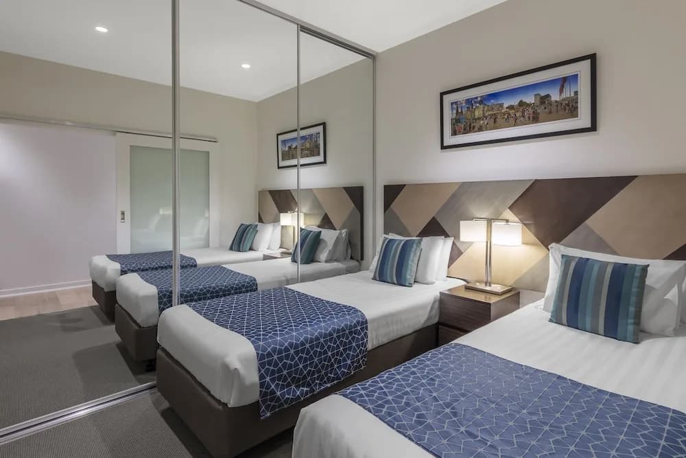 The William Suites - photo 23