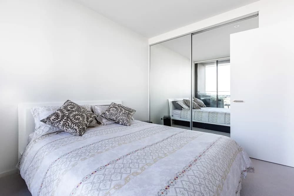 Sabrina, 2BDR Docklands Apartment - photo 1