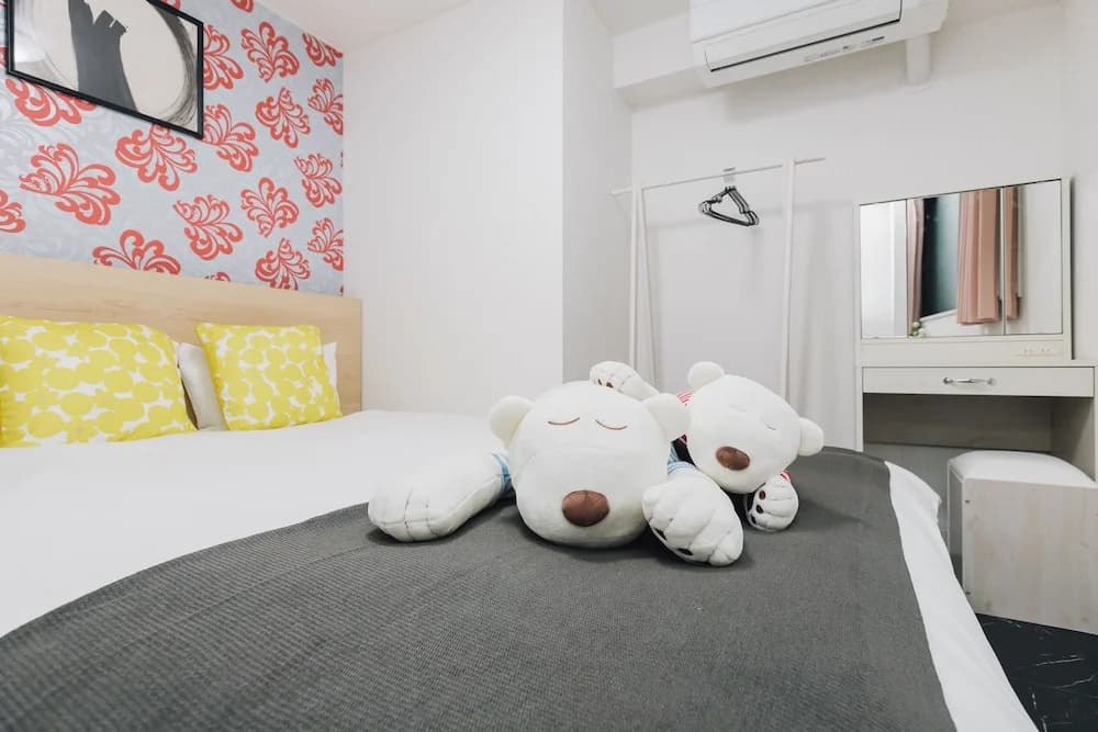 Namba Shimanouchi Apartment - photo 6