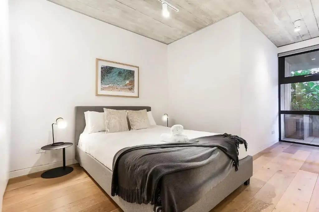 Stylish 1 bedroom retreat in trendy Surry Hills - 6 BRK - photo 3