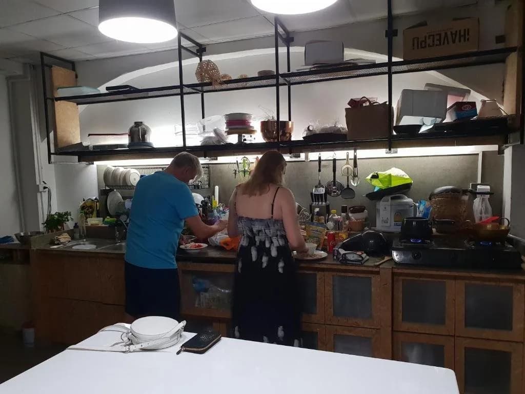 Hugger Hostel - photo 15