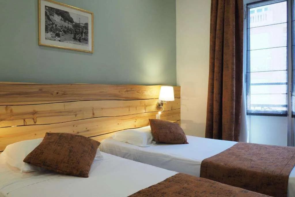 Hotel Busby - photo 30