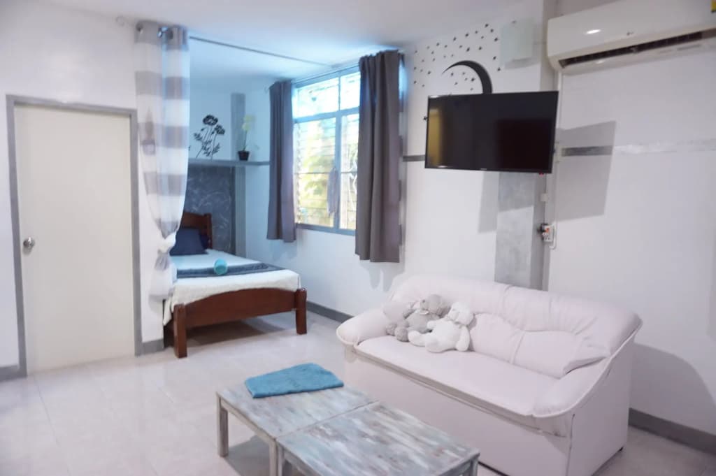 Similan Hotel - photo 5