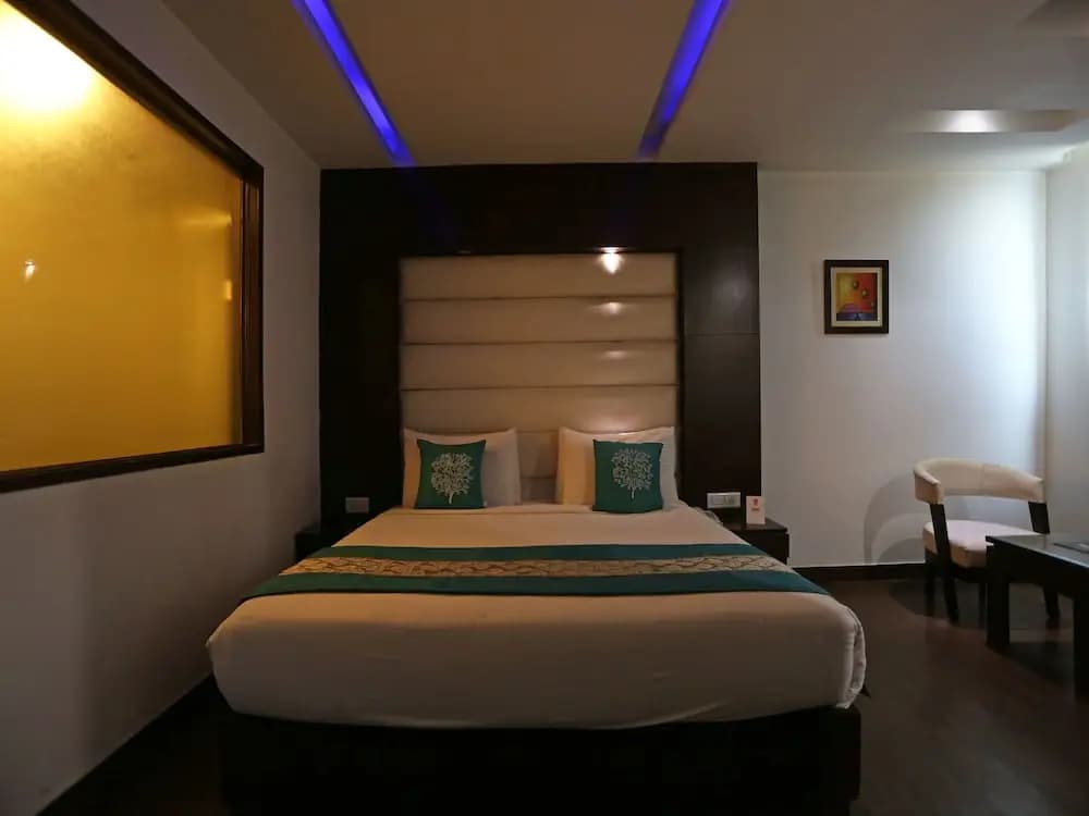 Hotel Mint Park Blue by OYO - photo 4