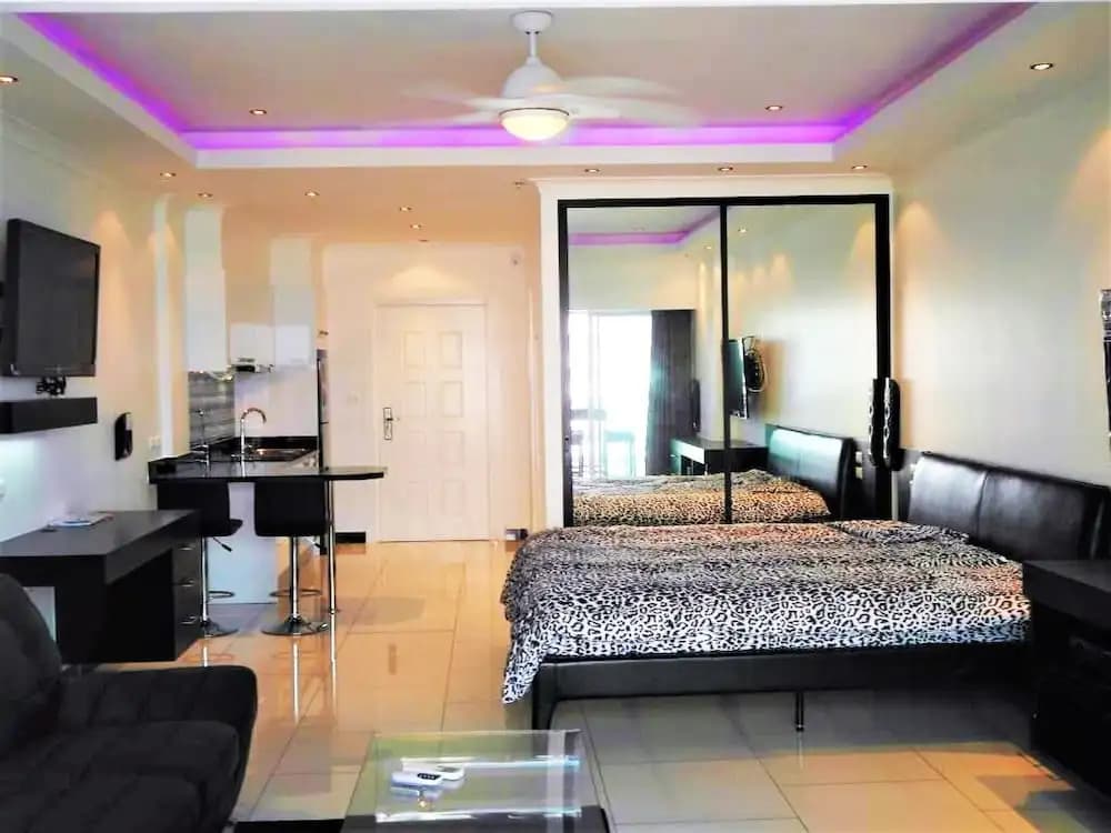 Fantastic sea View Beach Condo - photo 3