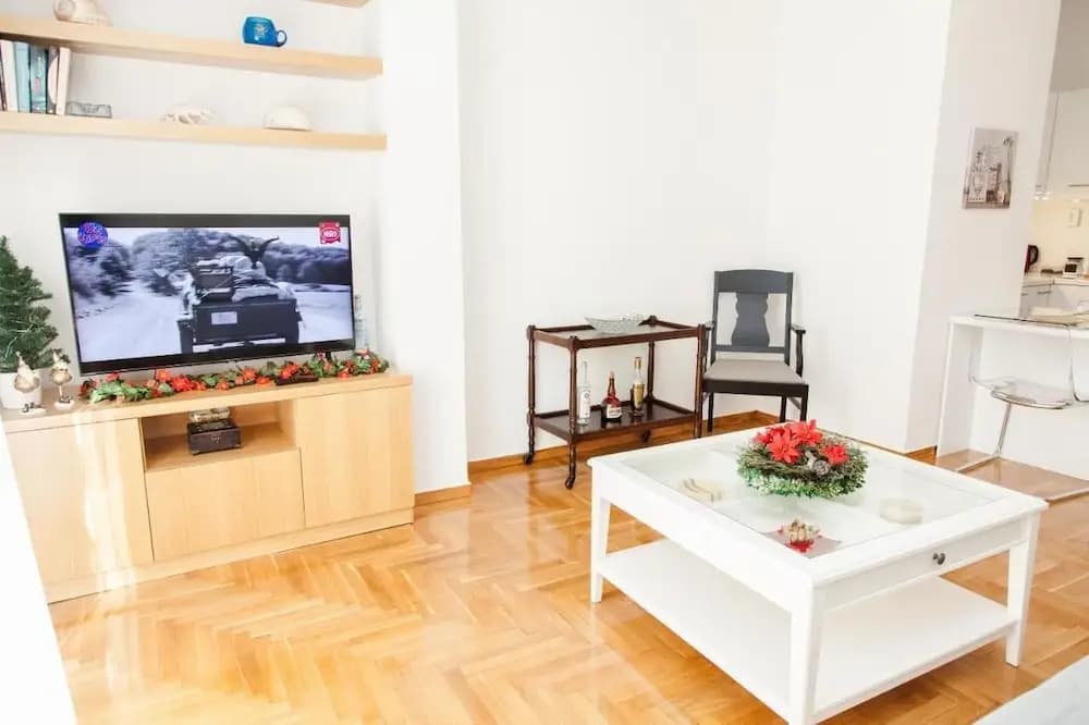 Cozy apt with Lycabettus View - photo 10