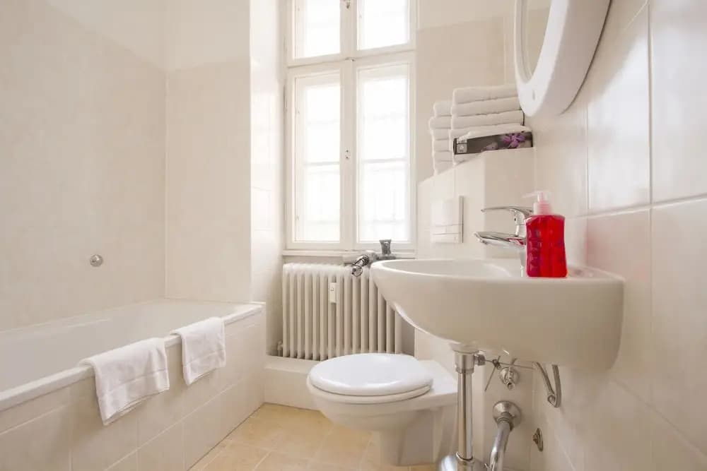 Primeflats - Huge Apartment at Gasometer 17 - photo 8