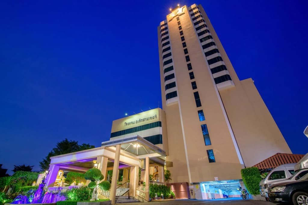 Alexander Hotel - main photo
