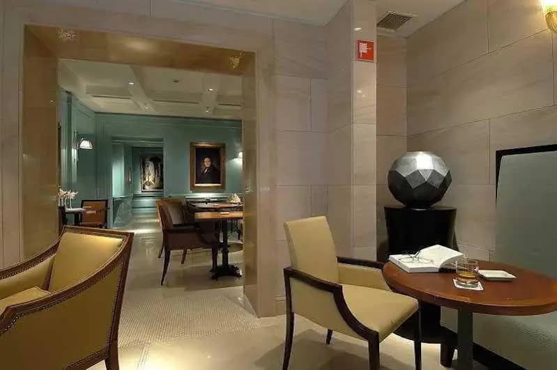 Stendhal and Luxury Suite Annex - photo 5
