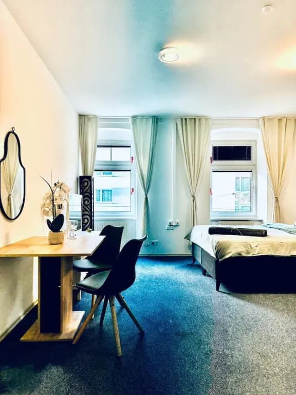 Spacious 7BR Apartment Prime Location - photo 30