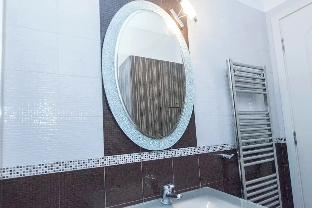Elegant Spacious 2 Bd Apt in Petralona - photo 10