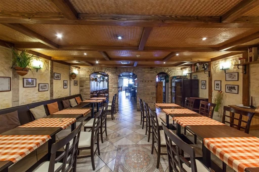 East City Hotel - photo 19