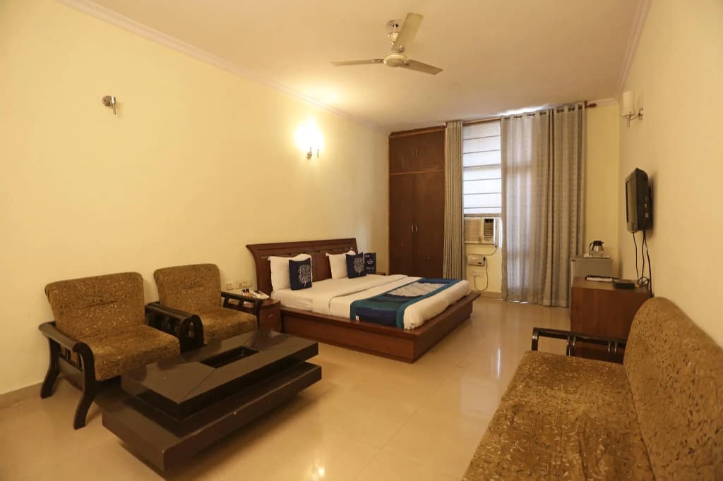 OYO DEL353 Murti Palace BED & BREAKFAST (Under the scheme of All India ) - main photo