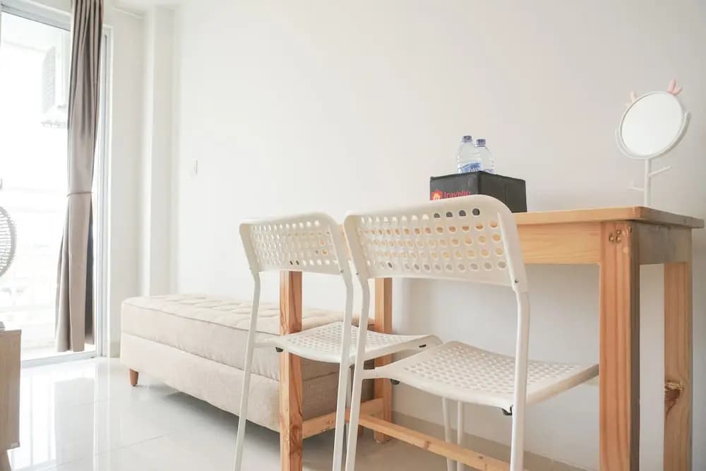 Good And Comfy 1Br (No Kitchen) At Citra Living Apartment - photo 4