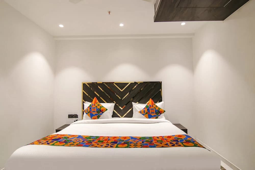 FabHotel Sky Suites Karkardooma - photo 4
