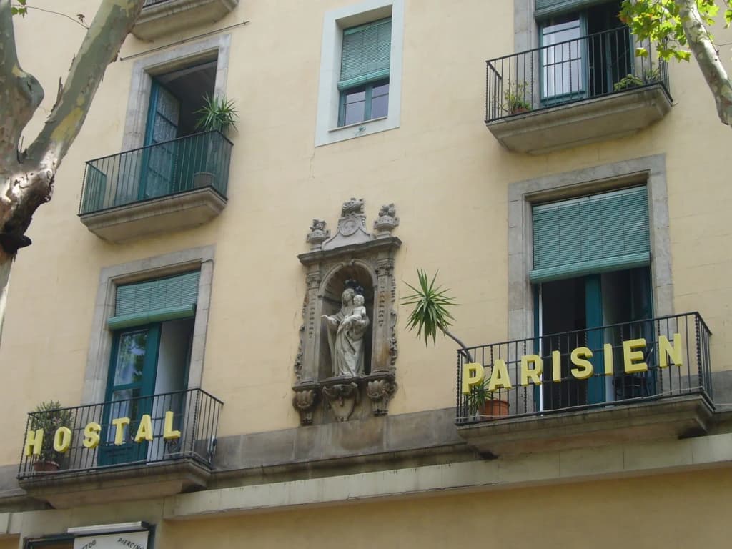 Hostal Parisien-NEW - main photo