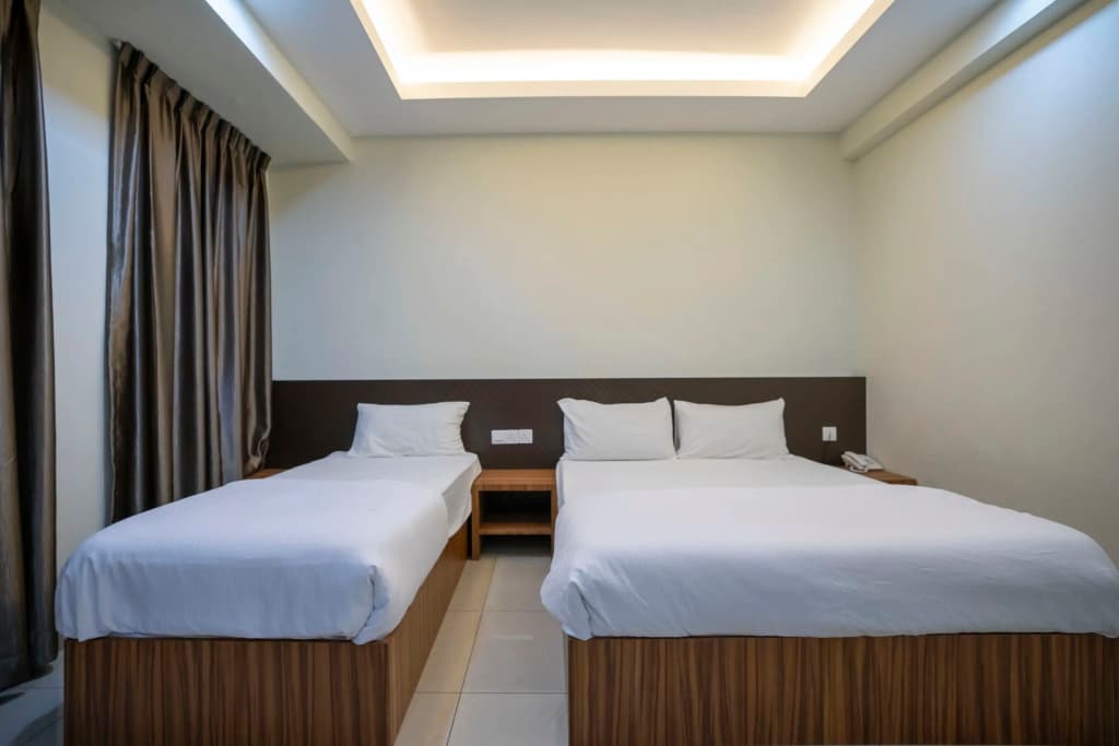 Hope Hotel - photo 6