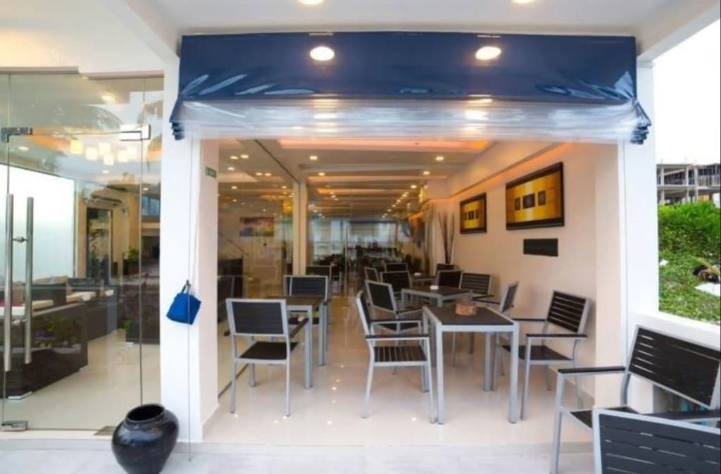 The White Harp Beach Hotel - photo 20