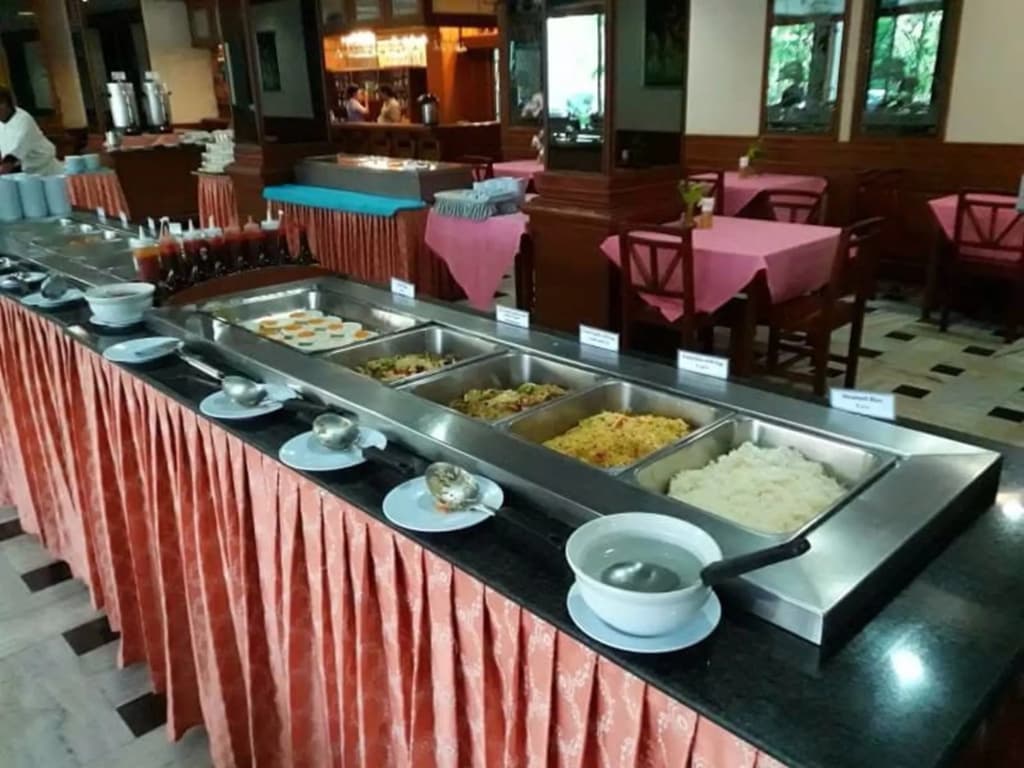 Royal Palace Hotel Pattaya - photo 17