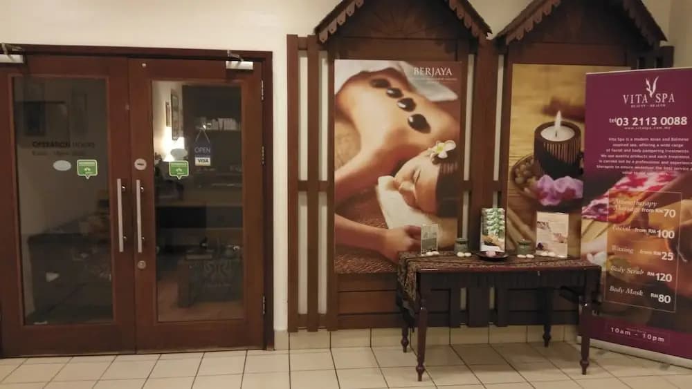 Bintang Service Suite at Times Square - photo 13