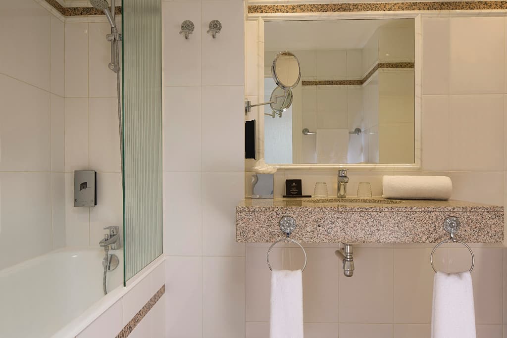 Hotel Victor Hugo Paris Kléber - photo 11