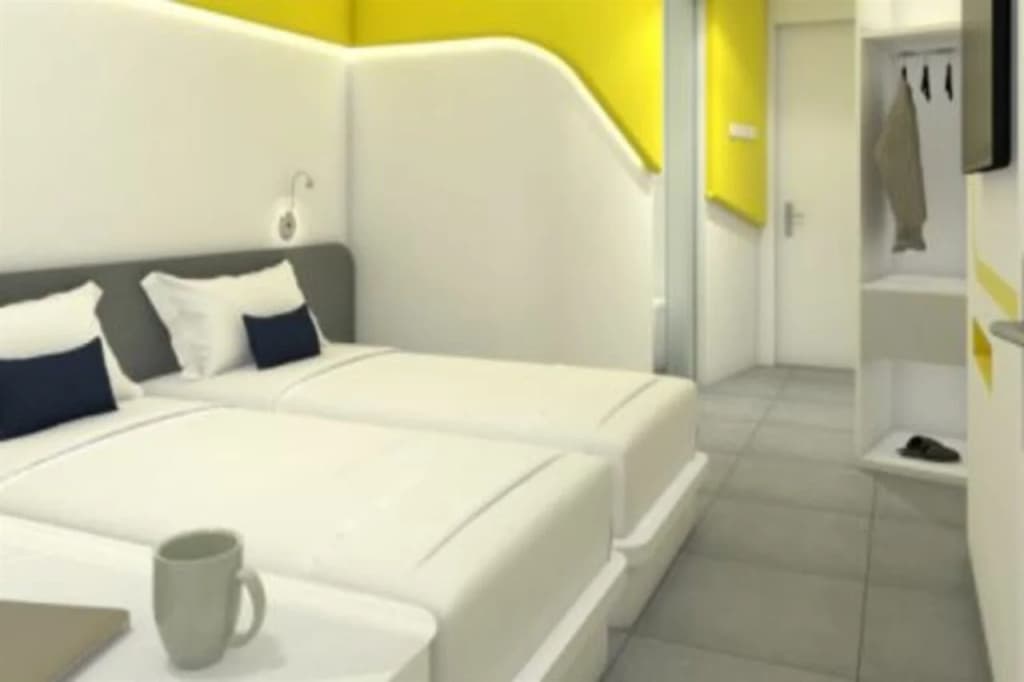 YELLO Hotel Kuta Beachwalk Bali - photo 4