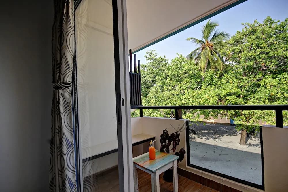 Crown Beach Villas  Bikini Beach - photo 4