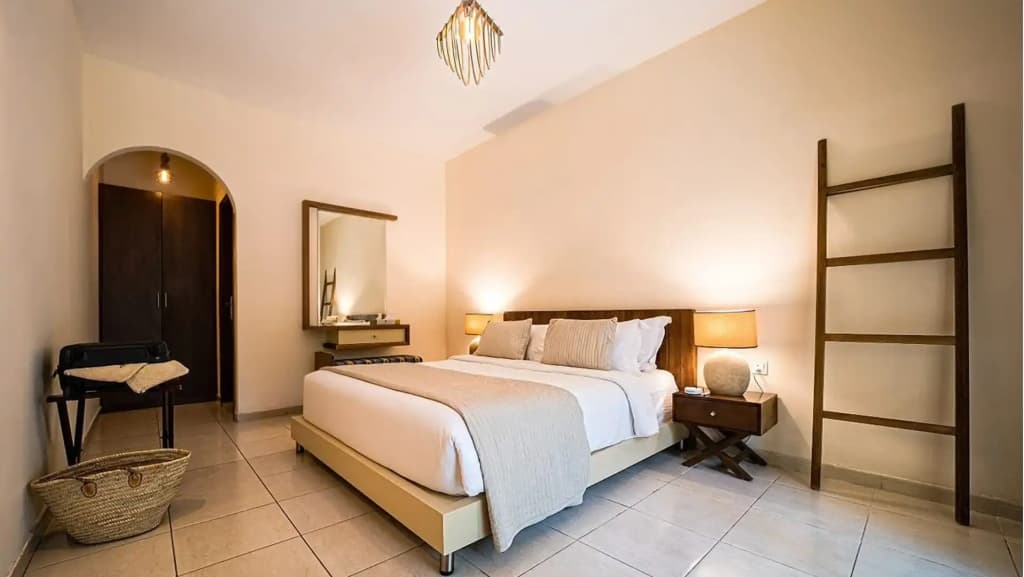 Umm Al Quwain Beach Hotel - photo 4