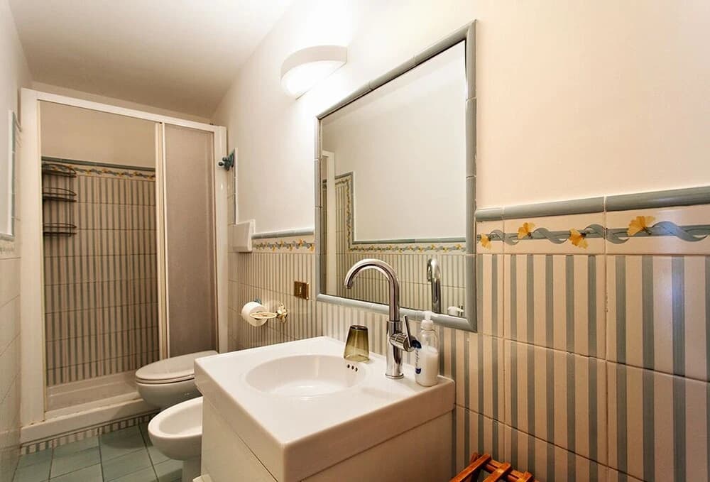 Clock Terrace House - FromHometoRome - photo 7