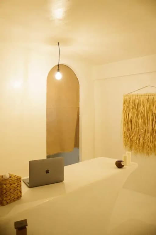 The Hidden Home - photo 2