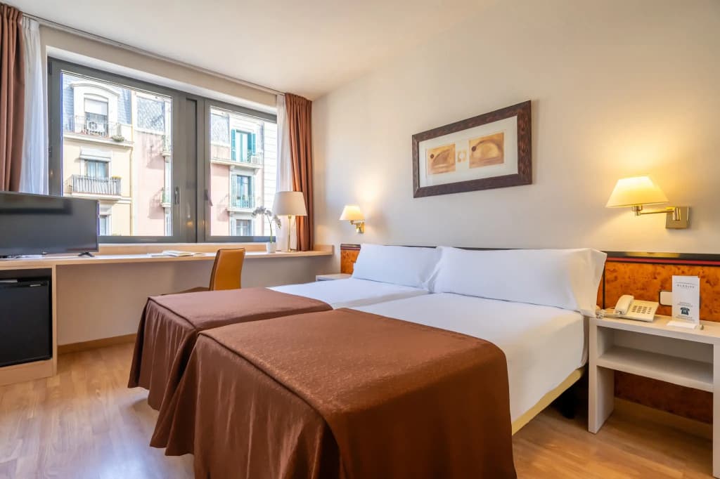 Hotel Glories - photo 4
