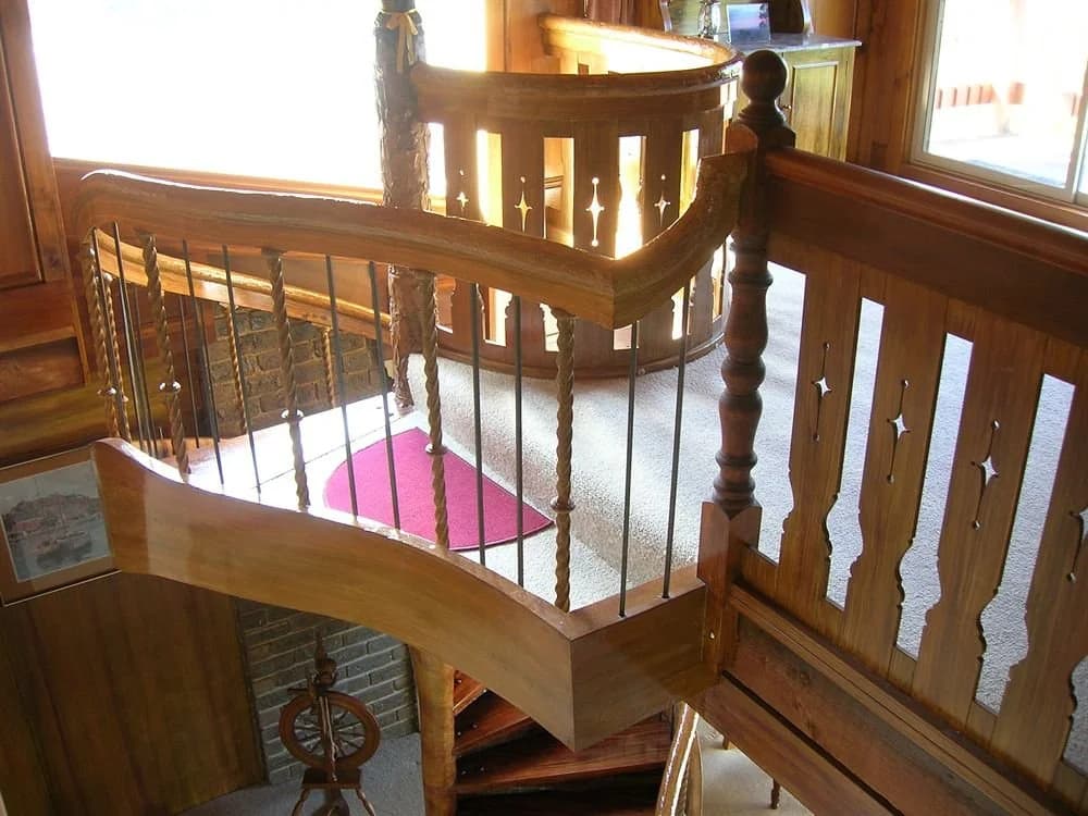 Camelot Tower And Penthouse - photo 10