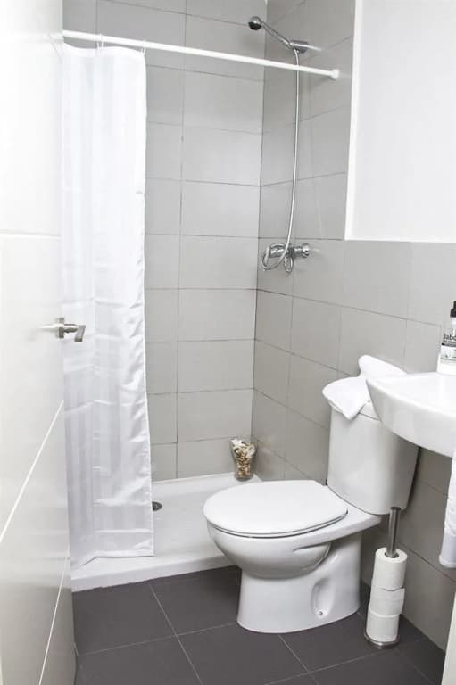 8 Rooms Madrid - photo 8