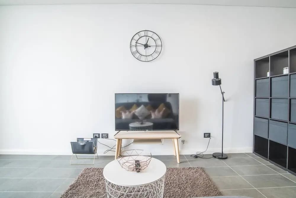 Home With Convenient Location! Close to Train&cbd - photo 5