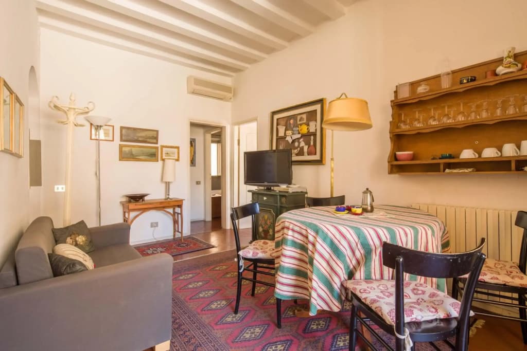 Typical Florentine Apartment - photo 7