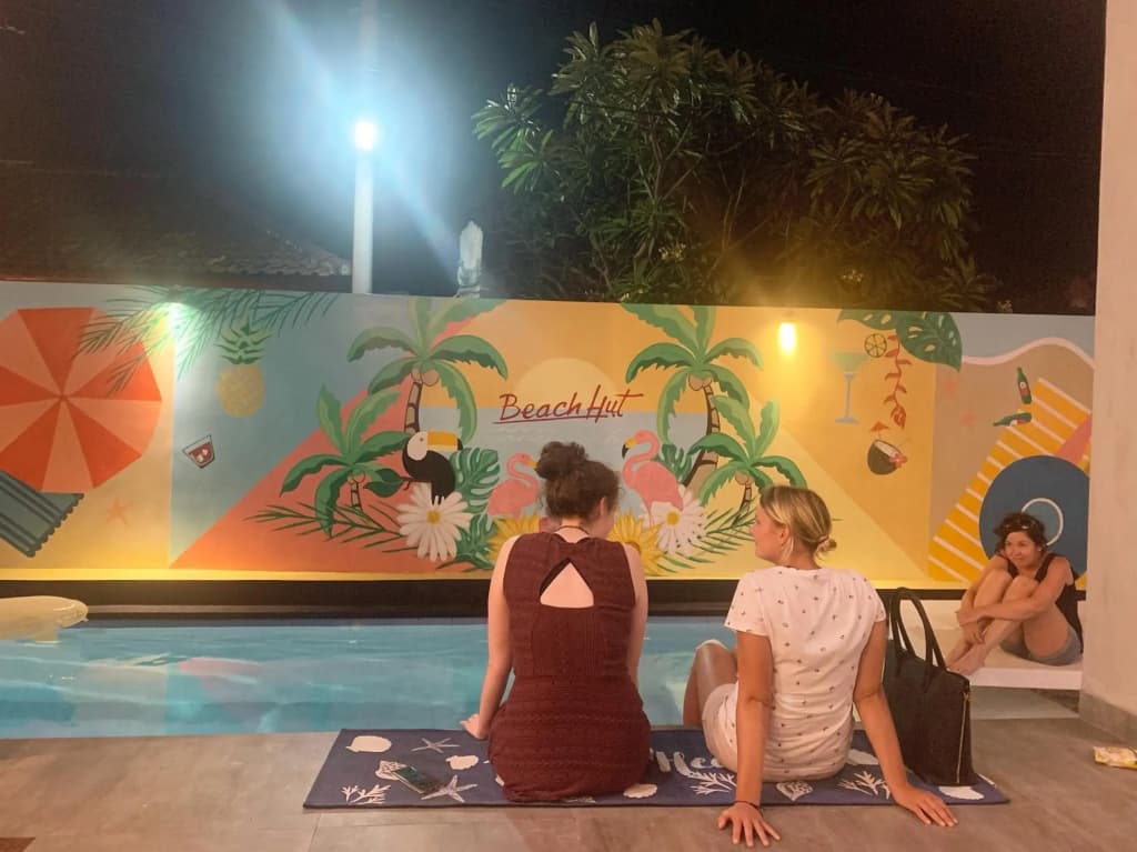 Beach Hut Hostel - photo 11