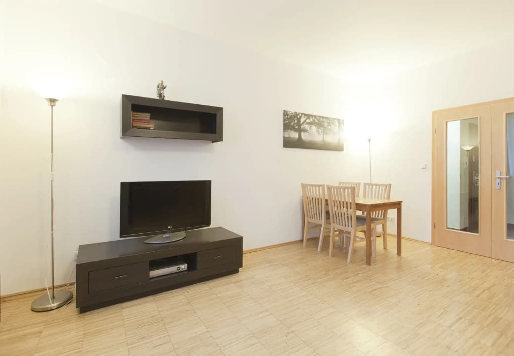 DownTown Suites Kodanská - photo 6