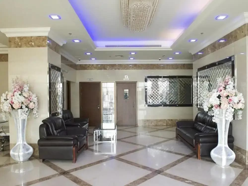 The Top One Hostel - photo 2