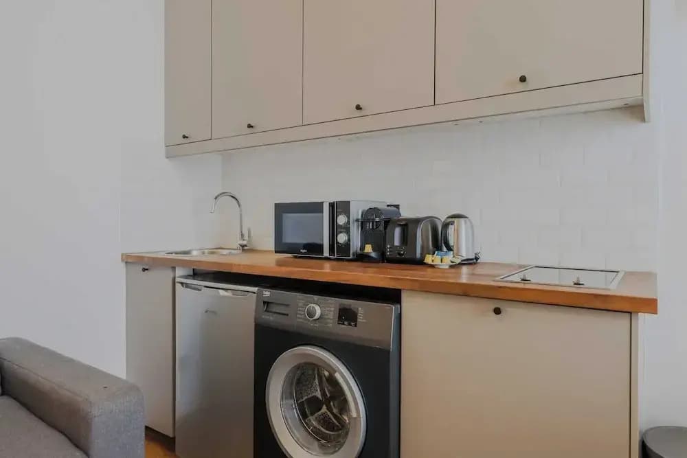 Fine Appartement Proche de la Place de la Bastille - photo 1
