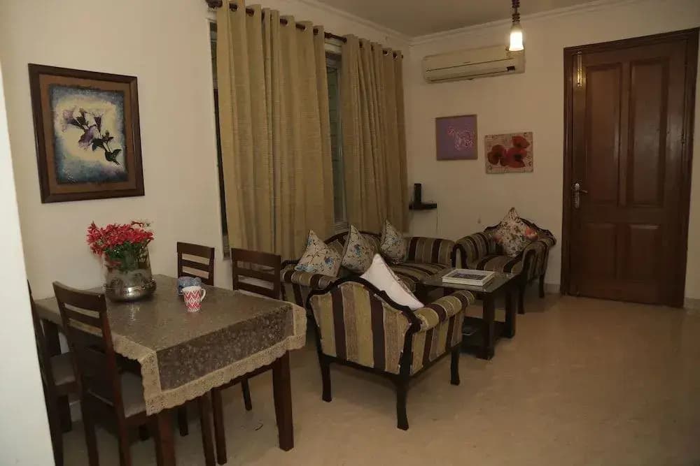 Apartment 18 - photo 6