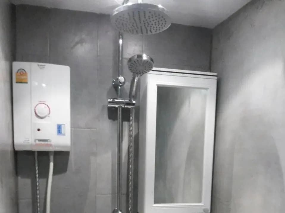 Life Condominium - photo 9