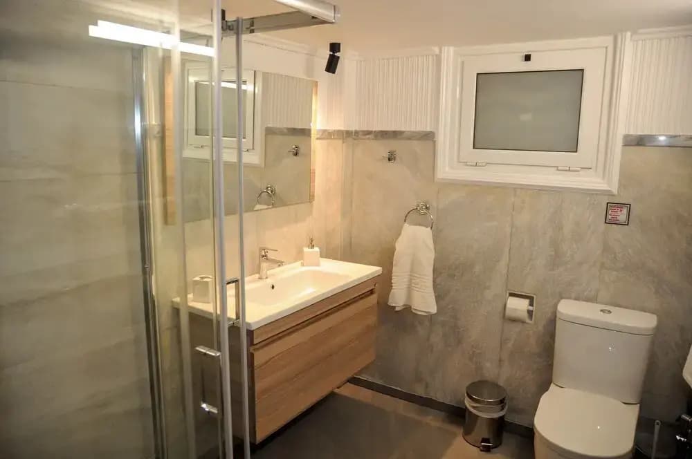 Spacious Apartment in Athens - photo 7