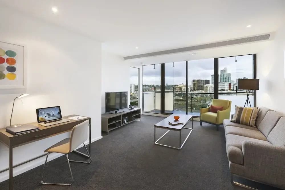 28 Nights Apartments - photo 8