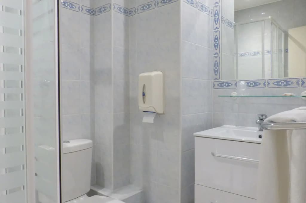 Hôtel Helvétique - photo 9