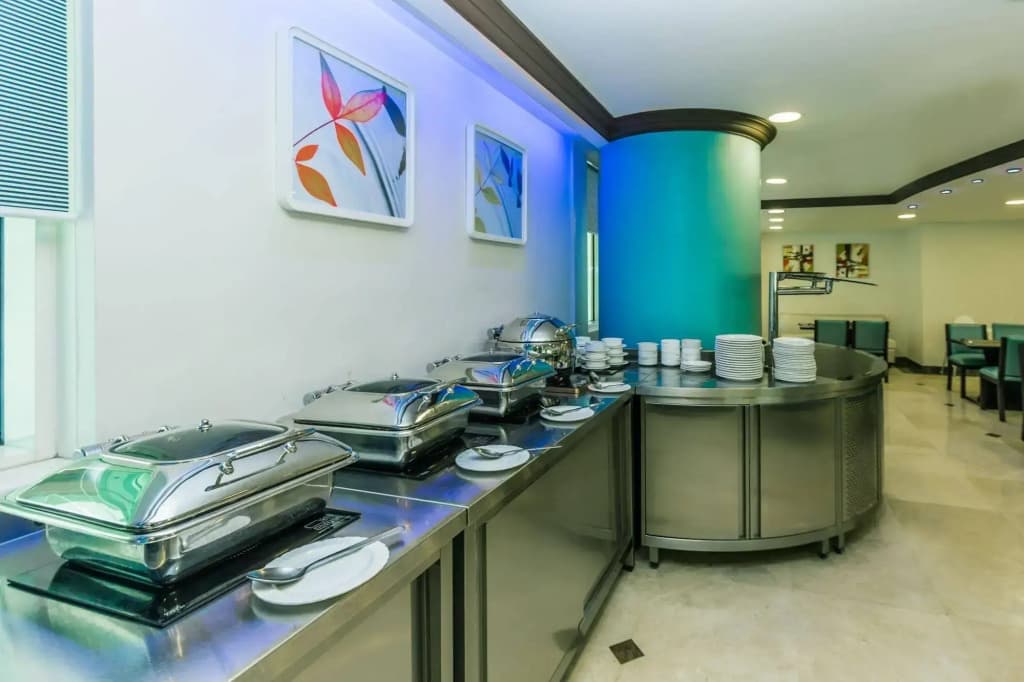 Tower Hotel Apartment - photo 18