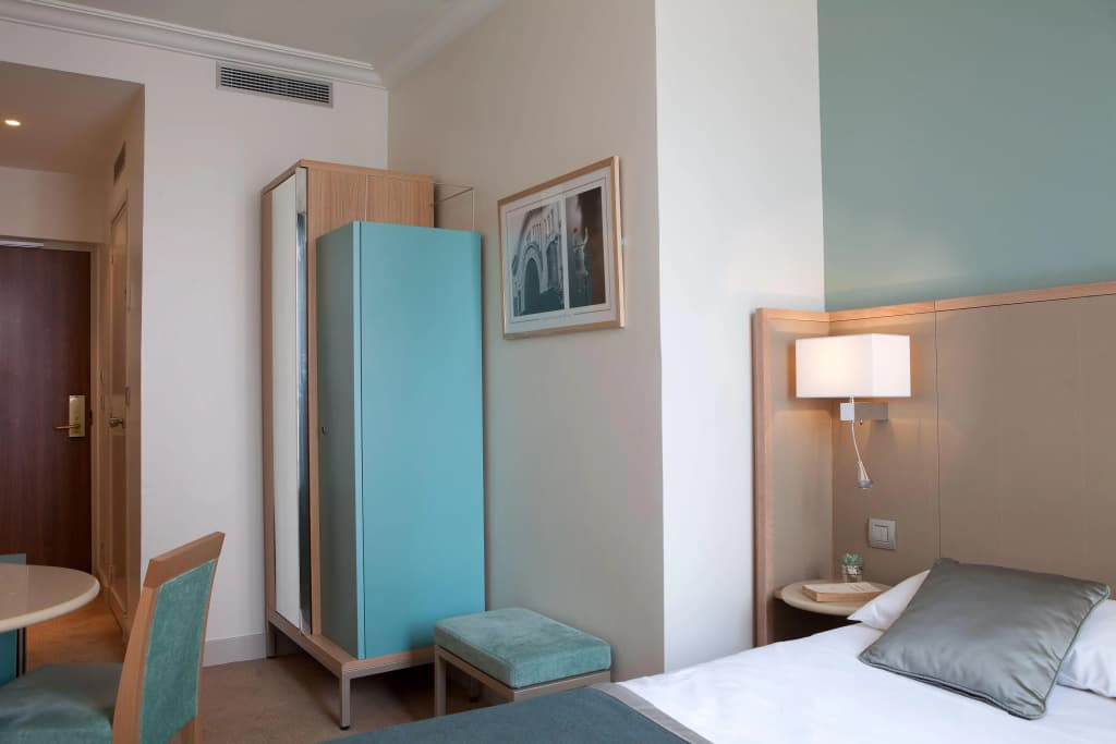 Leonardo Boutique Opera Hotel - photo 3